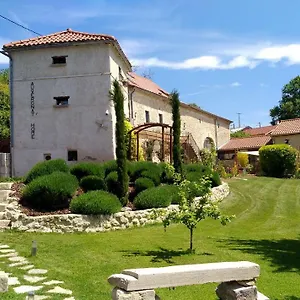  Holiday home Auvergnat'home